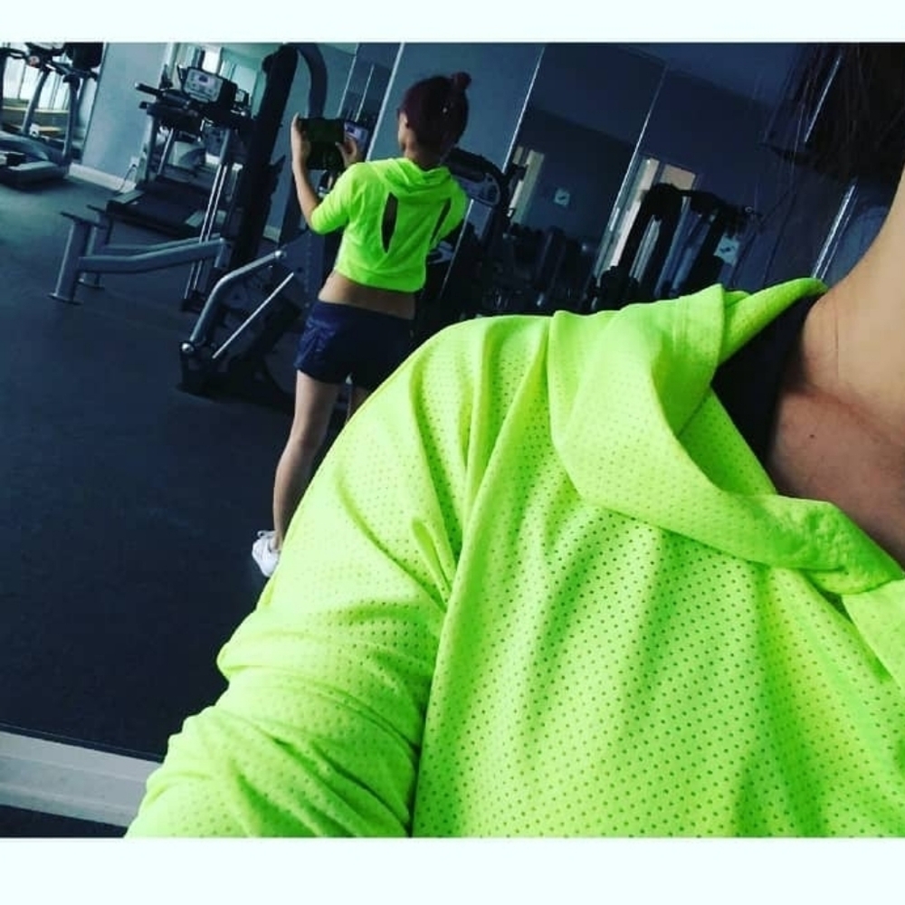 Sport top shirt lime color